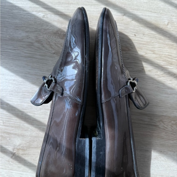 Salvatore Ferragamo 35VF 75440 Q19 bronze patent leather‎ shoes size 9.5 main image 9
